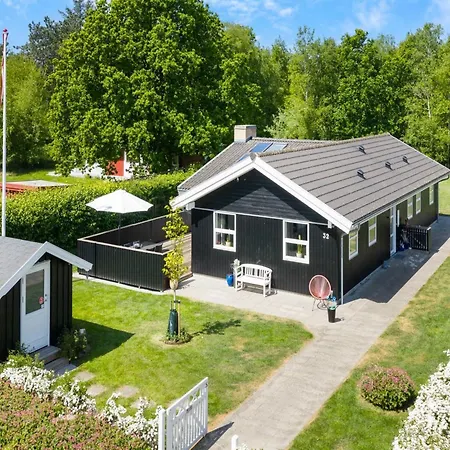 Merrit - 280m From The Sea By Interhome Holiday home