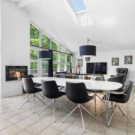 Merrit - 280m From The Sea By Interhome